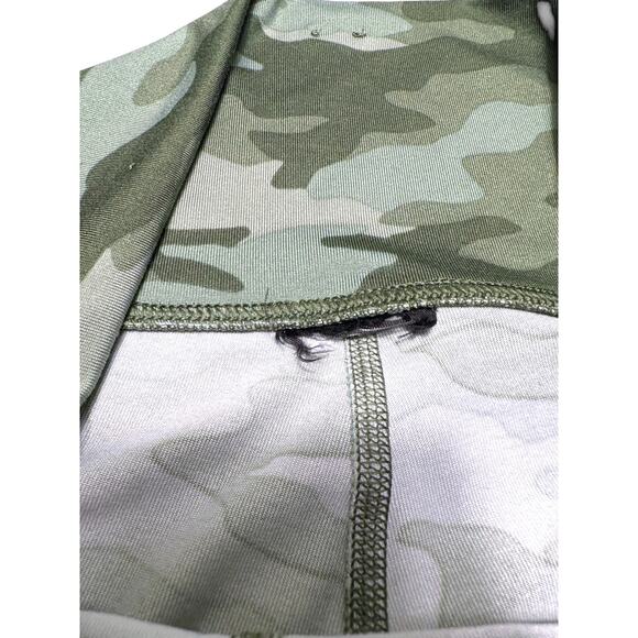 Pink Victoria Secret Green Camo High-waisted Athletic Shorts Size Medium - Picture 6 of 8